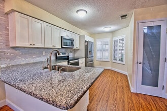 9595 E Pelican Cove Ct in Inverness, FL - Building Photo - Building Photo