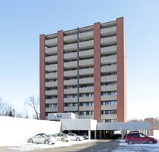 Phoenix Mill Apartments in Guelph, ON - Building Photo - Building Photo