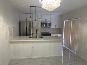 5302 53rd Way in West Palm Beach, FL - Building Photo - Building Photo