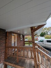 604 Clay Pike in Irwin, PA - Building Photo - Building Photo