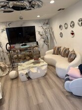 11068 Plainview Ave in Tujunga, CA - Building Photo - Building Photo