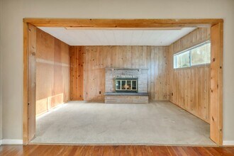 609 Frederick St in Steilacoom, WA - Building Photo - Building Photo