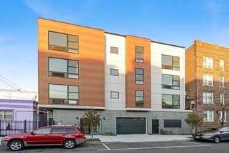 304 61st St in West New York, NJ - Building Photo - Building Photo