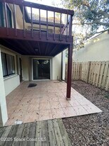 8716 Hibiscus Ct in Cape Canaveral, FL - Building Photo