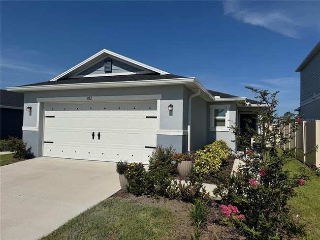 property at 922 Birch Dr