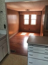 1416 Tennessee St, Unit Upper in Michigan City, IN - Building Photo - Building Photo