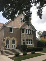 2106 Kendall Avenue, Unit 2108 in Madison, WI - Building Photo