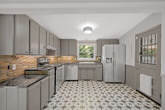 5927 Old Harding Pike in Nashville, TN - Building Photo - Building Photo