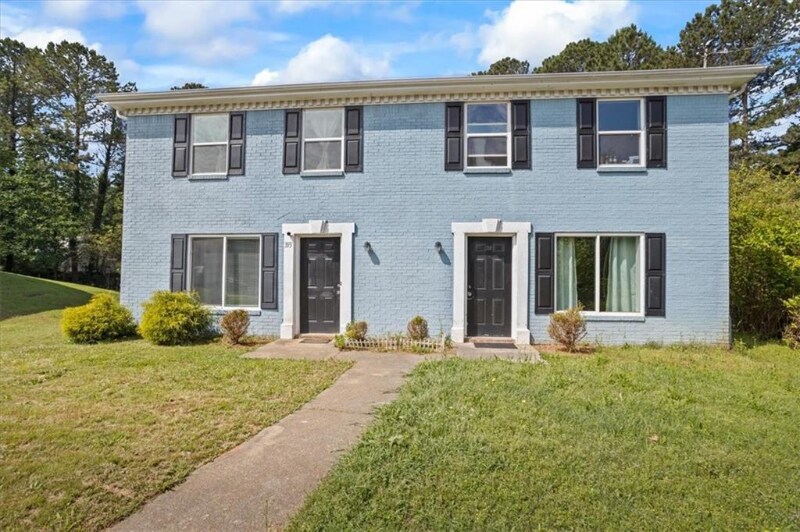 391 Charter Ct in Lawrenceville, GA - Building Photo