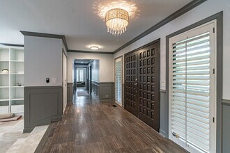 31 Fox Trail in Lincolnshire, IL - Building Photo - Building Photo