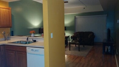 6238 26th St, Unit 208 in Berwyn, IL - Foto de edificio - Building Photo