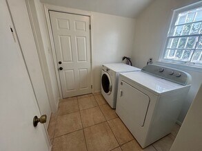 22532 Berdon St in Los Angeles, CA - Building Photo - Building Photo