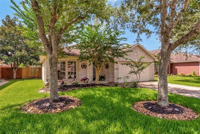 2633 Brown Pelican Ln in League City, TX - Building Photo - Building Photo