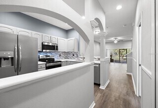 11231 Kapok Grand Cir in St. Petersburg, FL - Building Photo - Building Photo