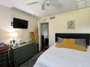 1760 Trailwood Path in Bloomfield Hills, MI - Foto de edificio - Building Photo