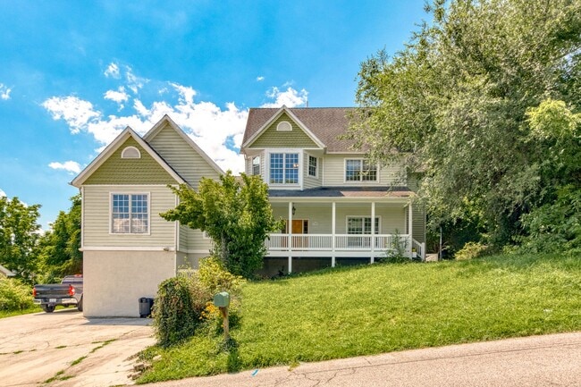 property at 1305 Lawrence St