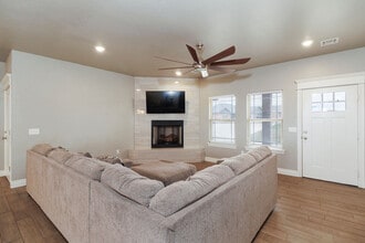13806 NE Lafayette Dr in Elgin, OK - Building Photo - Building Photo