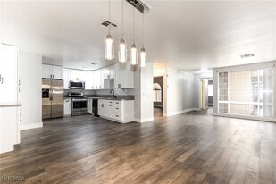 3673 Ian Thomas St in Las Vegas, NV - Building Photo