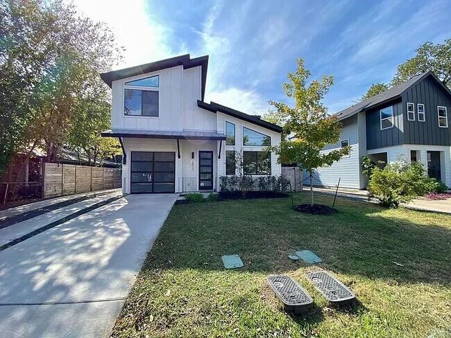2813 Castro St in Austin, TX - Building Photo - Building Photo