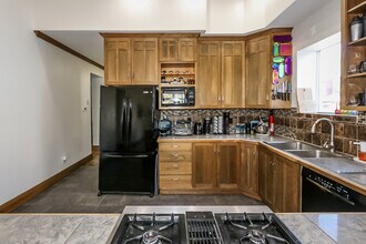 660 S 500 E, Unit South in Salt Lake City, UT - Building Photo - Building Photo