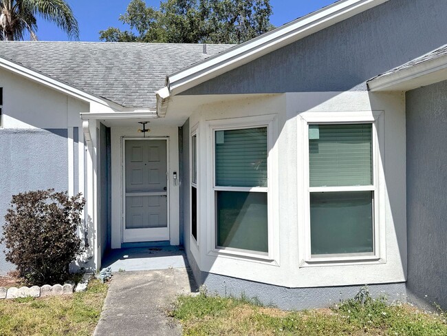 1078 Sunshine Way SW in Winter Haven, FL - Building Photo - Building Photo