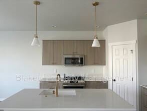 15410 Meriadoc Wy in Nampa, ID - Foto de edificio - Building Photo