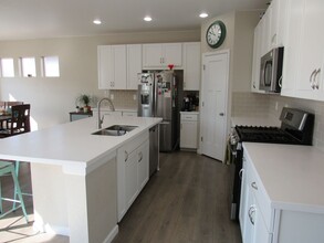 616 W 174th Ave in Broomfield, CO - Foto de edificio - Building Photo