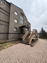 51 Deerhurst Dr in Huntsville, ON - Building Photo - Building Photo