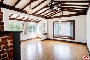 1821 Grace Ave in Los Angeles, CA - Building Photo