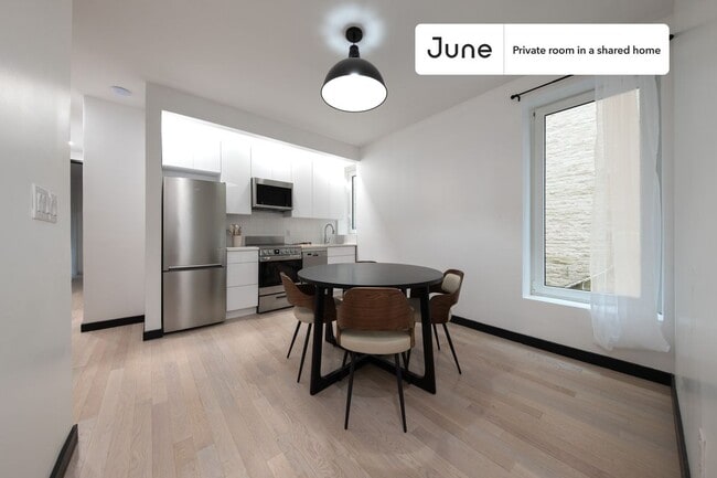 Room in Shared 4 bed/2 bath home, Unit A in Brooklyn, NY - Foto de edificio - Building Photo