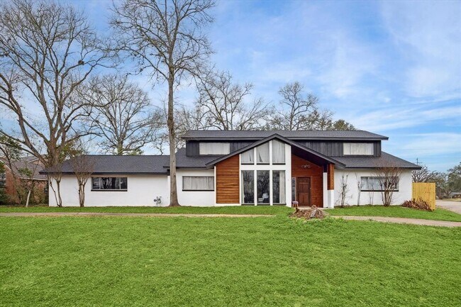 224 Lee Ln in Bellville, TX - Building Photo - Building Photo