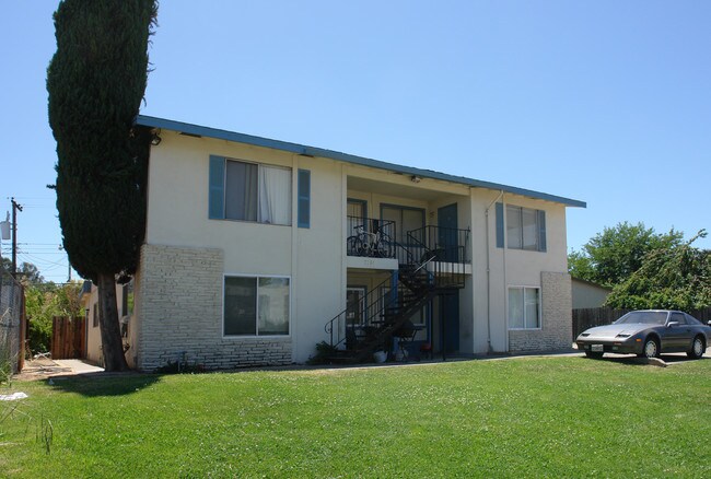 7794 Sayonara Dr in Citrus Heights, CA - Foto de edificio - Building Photo