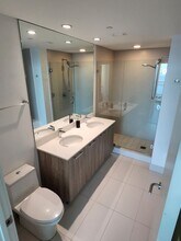 501 NE 31st St in Miami, FL - Foto de edificio - Building Photo