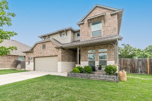 640 Nett in New Braunfels, TX - Building Photo