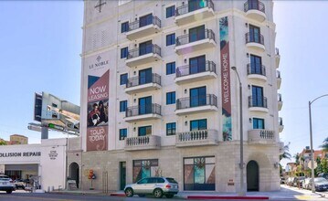 5768 W 3rd St in Los Angeles, CA - Building Photo - Building Photo