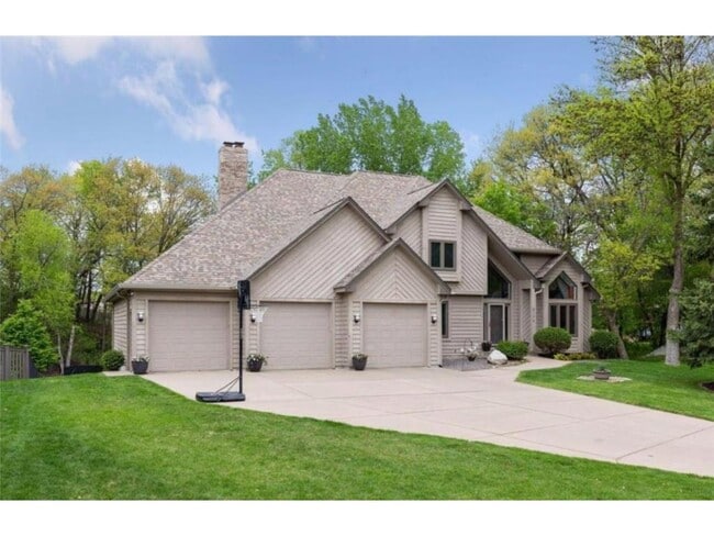 property at 6170 Dallas Ln N