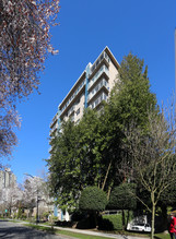 Eagle Crest Apartments in Vancouver, BC - Building Photo - Building Photo