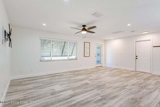 3255 Hield Rd in Melbourne, FL - Building Photo - Building Photo