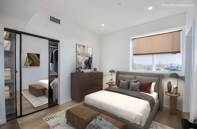 11730 Gilmore St in Los Angeles, CA - Building Photo - Building Photo