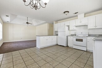 701 Pine Hill Ct in Phenix City, AL - Building Photo - Building Photo