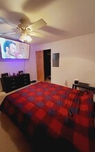 273 Paulanne Ter in Secaucus, NJ - Building Photo - Building Photo