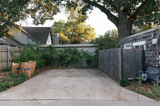 4704 Lafayette Ave