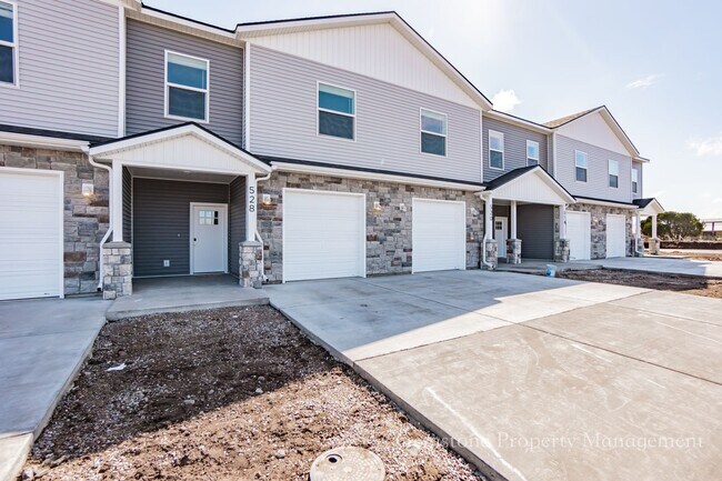 529 Tap Root Dr in Sugar City, ID - Building Photo - Building Photo