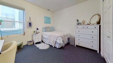 2543 N Southport Ave in Chicago, IL - Building Photo - Building Photo