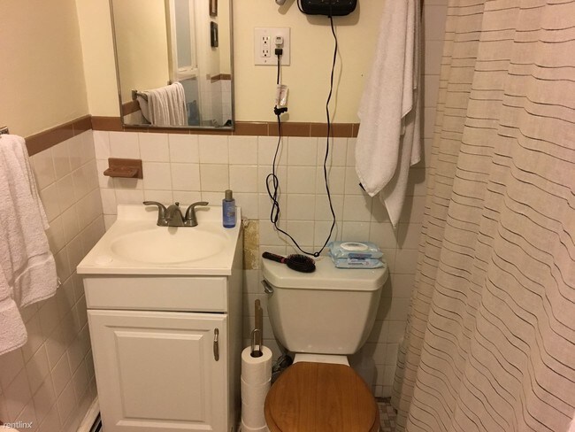 60 Walden St-Unit -Apt 2 in Cambridge, MA - Building Photo - Building Photo