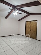 1412 Lark Ave in McAllen, TX - Building Photo - Building Photo