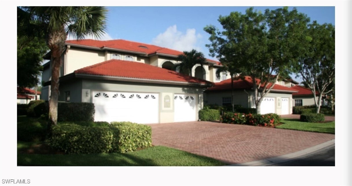 295 Waterside Cir in Marco Island, FL - Building Photo