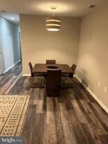 1010 S 11th St in Philadelphia, PA - Building Photo