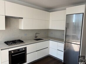 East 44th Street in New York, NY - Building Photo - Building Photo