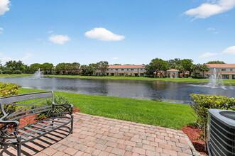 7409 Sarentino Ln in Boynton Beach, FL - Building Photo - Building Photo
